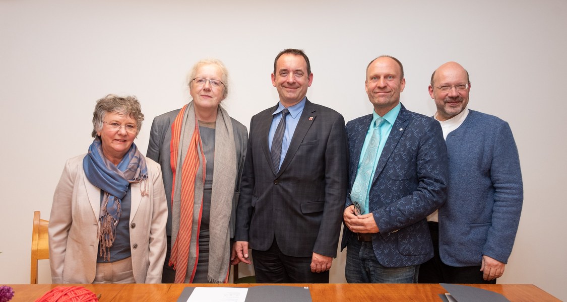 Gruppenfoto der Beteiligten
