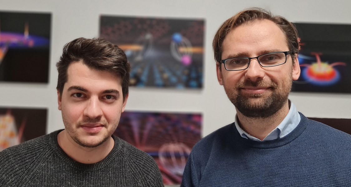 Die Physiker Samuel Brem & Ermin Malic berechneten, dass sich Wigner-Kristalle mit TErahertzstrahlen nachweisen lassen. (Foto: Roberto Rosati)
