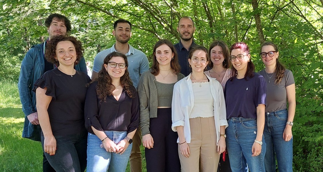 Gruppenfoto AG Schmitt vom Pharmakologischen Institut des Fachbereichs Medizin