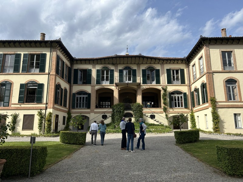 Foto der Villa Vigoni von vorne