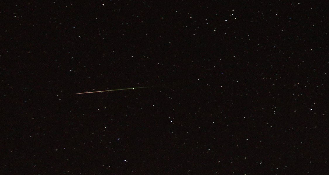 Meteor im Sternbild Giraffe, 12. August 2018